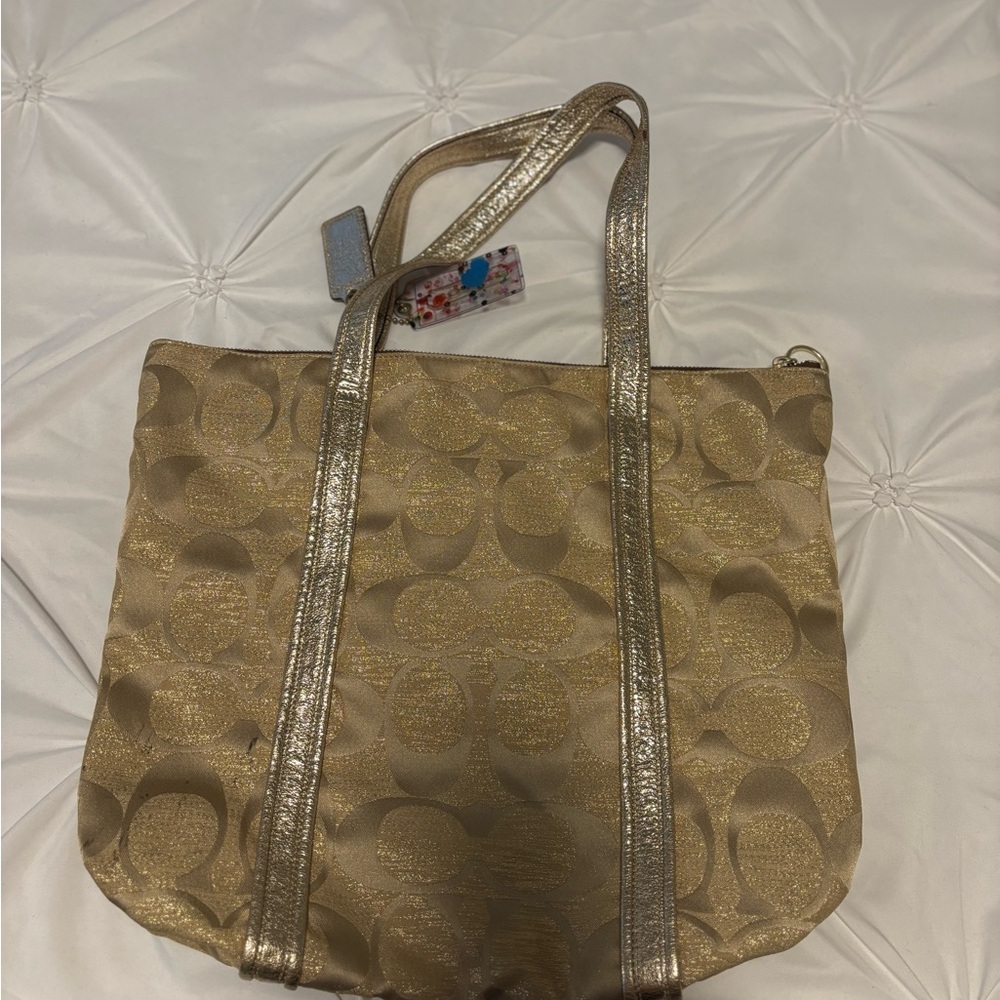 Vintage Coach Poppy Gold tote/large shoulder bag